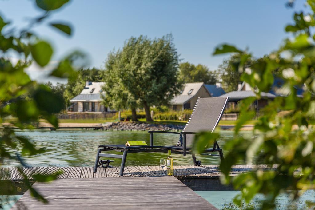 Largo Resort Oesterdam Tholen Exterior photo